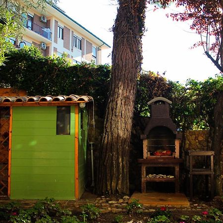 La Casa Di Nonno Giulio Bed and Breakfast Porto SantʼElpidio Exteriör bild