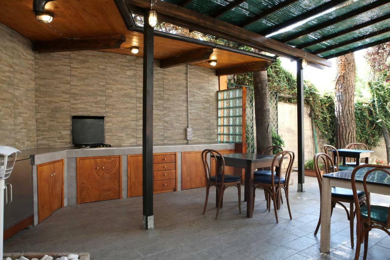 La Casa Di Nonno Giulio Bed and Breakfast Porto SantʼElpidio Exteriör bild